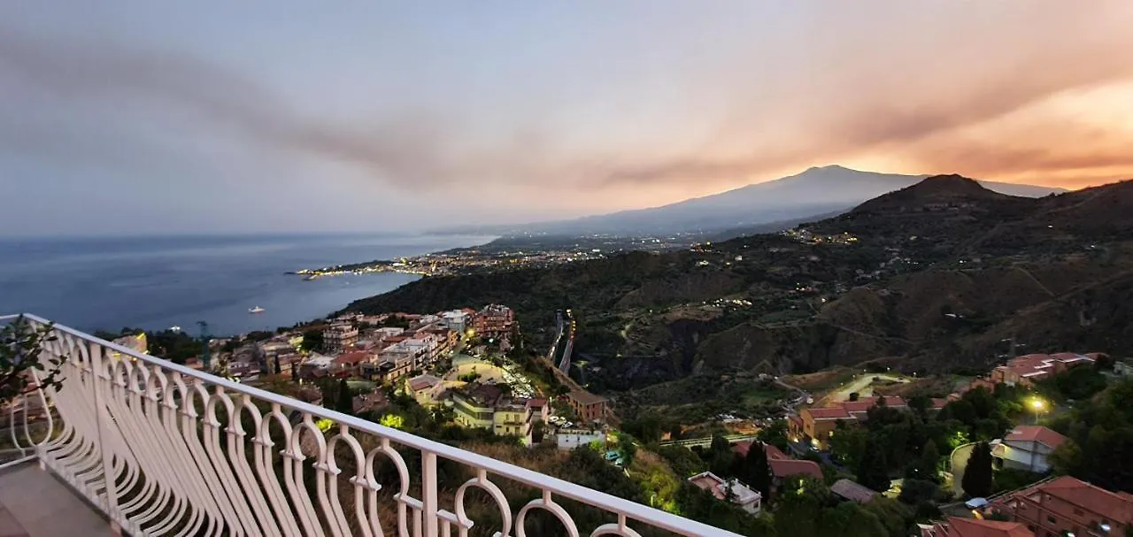 Apartment Villa Erika- Panoramic Flat Taormina Italy